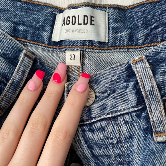 [SOLD] AGOLDE Carrie Forfeit Shorts - Picture 4 of 7